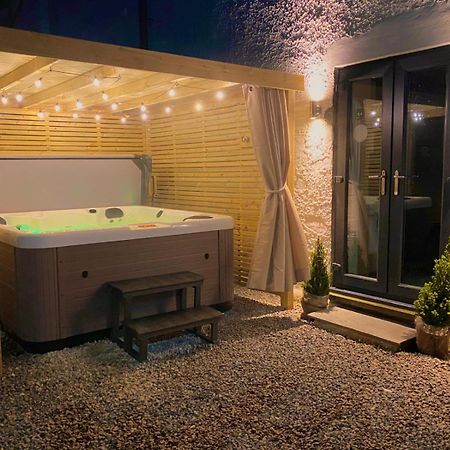 Spa Garden Cottage - Upper Hopton Mirfield Ngoại thất bức ảnh